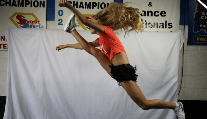 4 Ways Cheerleaders Can Get Higher Jumps - Athletico